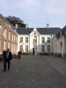 22014510_10214080435144233_1389969602_n