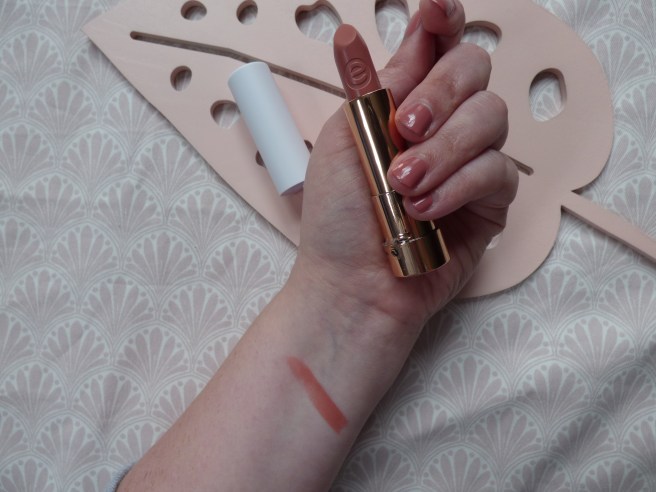 This is me Lippenstift &amp; Nagellak van Essence