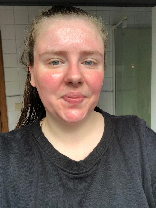 Pink Glitter Peel Off Mask van Kruidvat