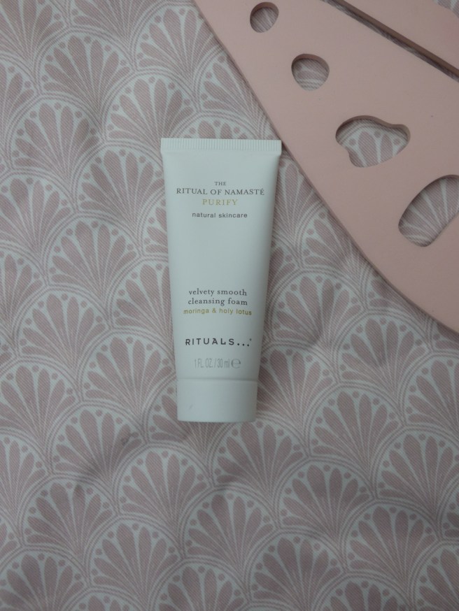 Velvety Smooth Cleansing Foam van Rituals